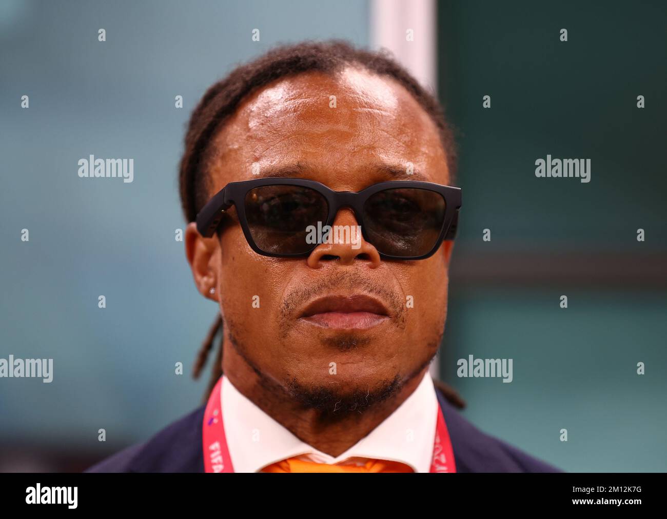 Doha, Qatar, 9th December 2022.    Edgar Davids Netherlands assistant coach during the FIFA World Cup 2022 match at Lusail Stadium, Doha. Picture credit should read: David Klein / Sportimage Credit: Sportimage/Alamy Live News Stock Photo