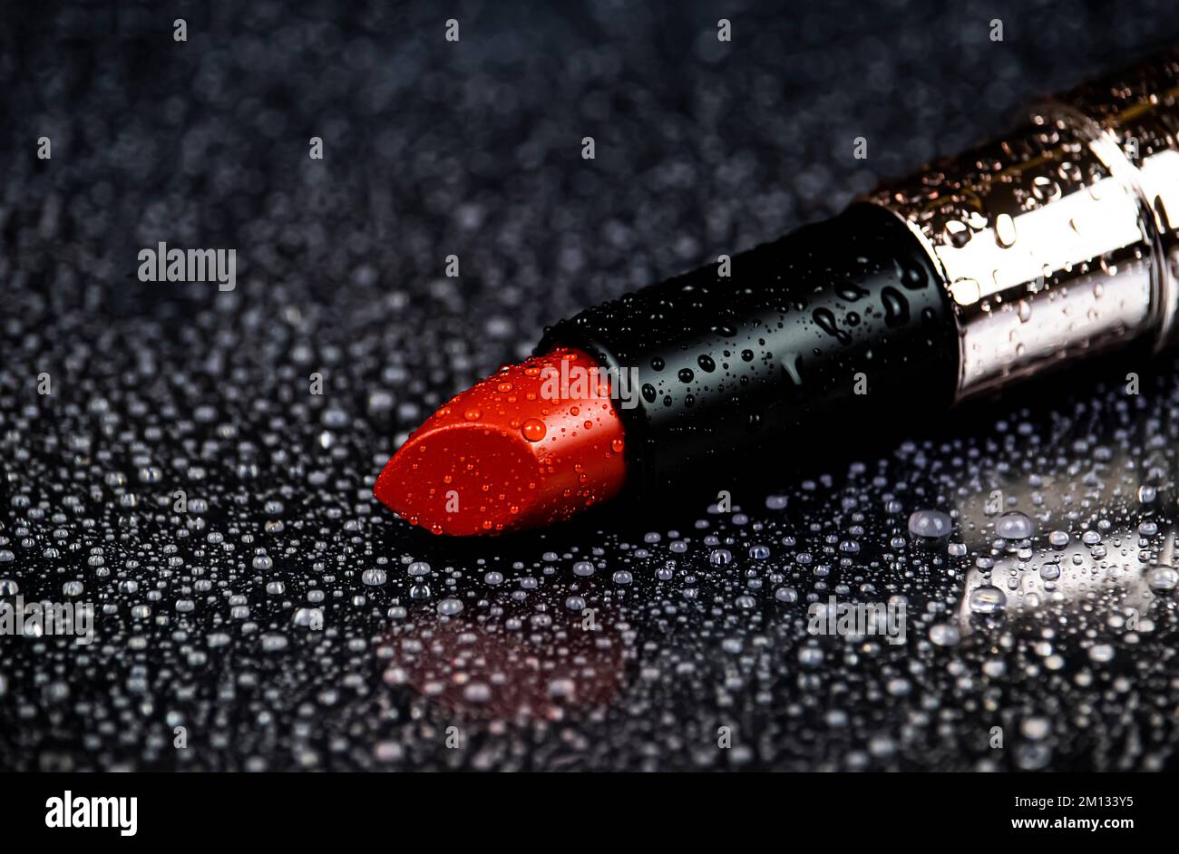 Lipstick advertisement hi-res stock photography and images - Alamy