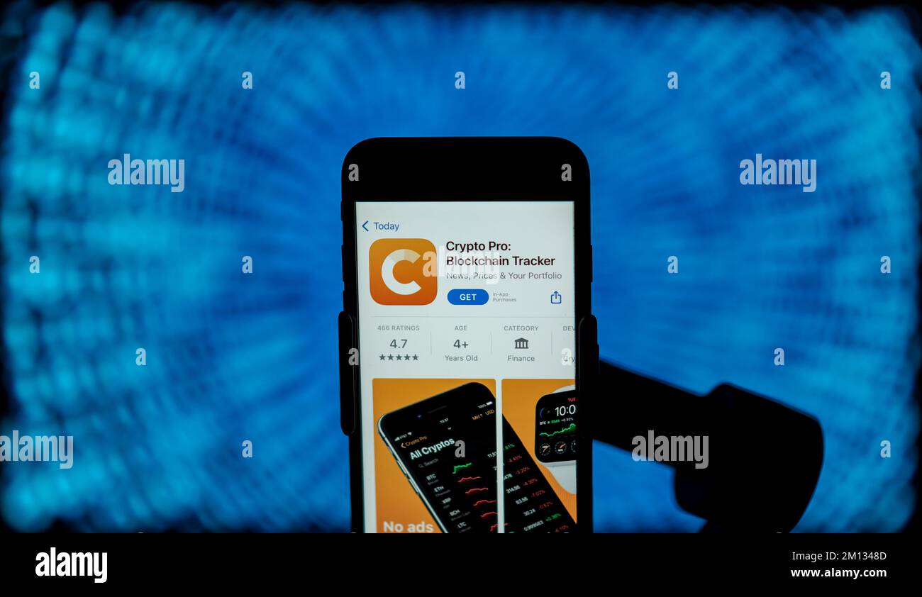 Crypto tracker hi-res stock photography and images - Alamy