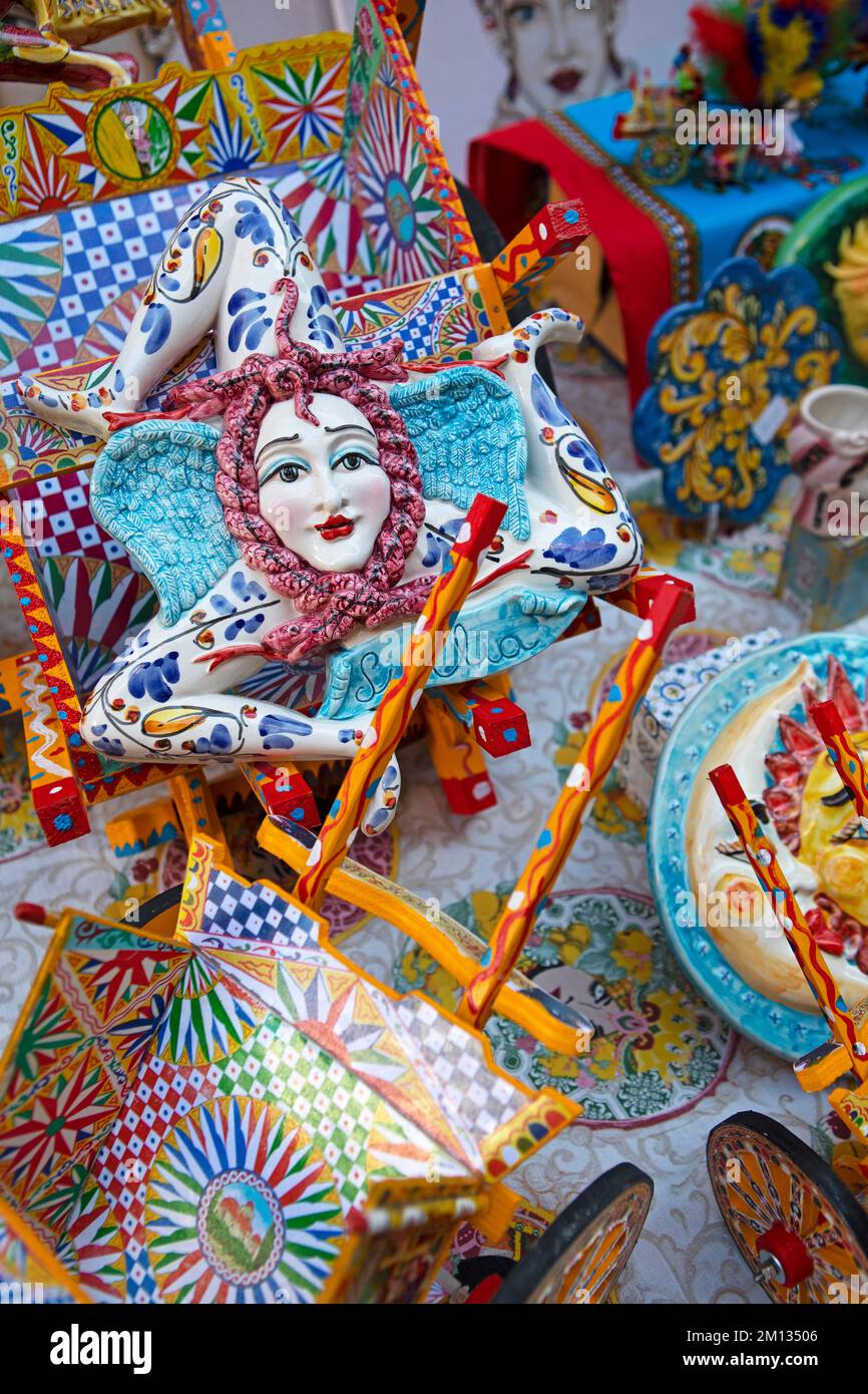 Trinacria, Sicilian pottery, girl's head with three angled legs