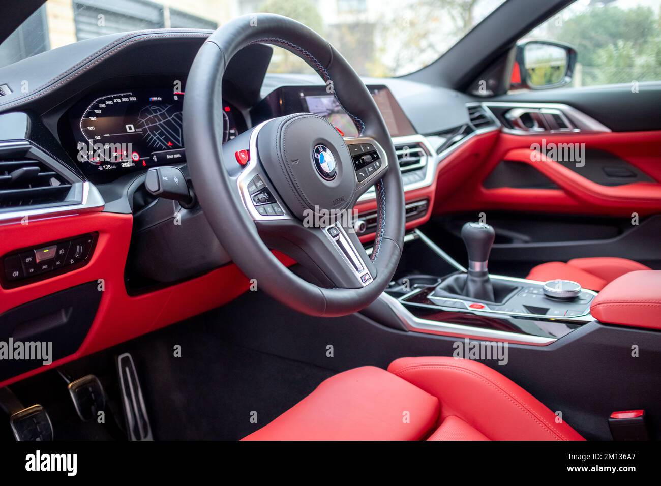 Bmw m4 interior hi-res stock photography and images - Alamy, image size:1300x956