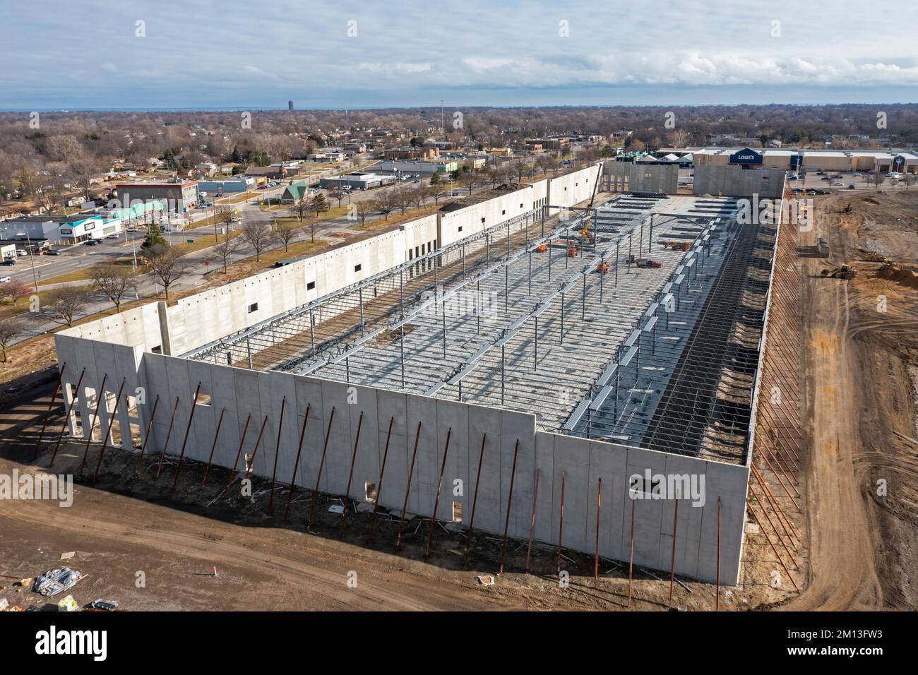 Harper Woods, Michigan - A huge e-commerce development is rising on the site of the former Eastland Shopping Center, which closed after years of decli Stock Photo