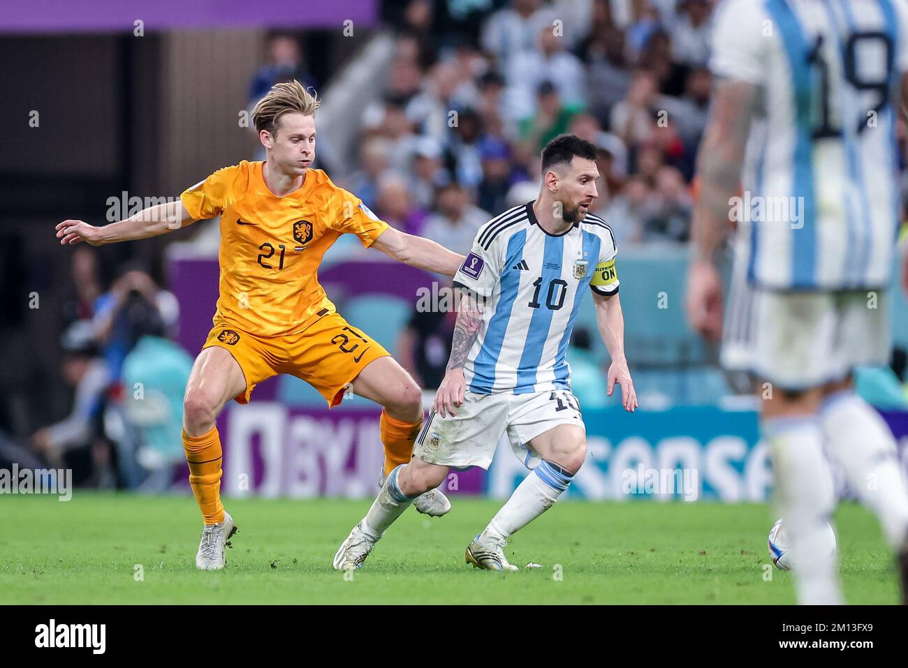 Lusail Iconic Stadium, Lusail, Qatar. 18th Dec, 2022. FIFA World Cup  Football Final Argentina versus France; Alexis Mac Allister of Argentina  lifts the world cup trophy Credit: Action Plus Sports/Alamy Live News