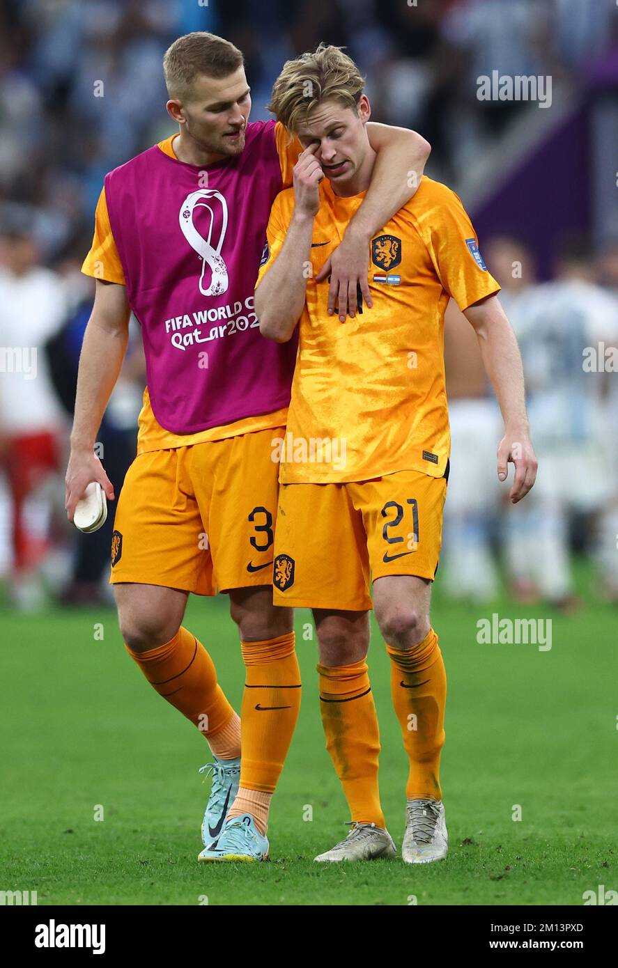 Doha, Qatar, 9th December 2022. Matthijs de Ligt of Netherlands and Frenkie de Jong of Netherlands dejected during the FIFA World Cup 2022 match at Lusail Stadium, Doha. Picture credit should read: David Klein / Sportimage Credit: Sportimage/Alamy Live News Stock Photo