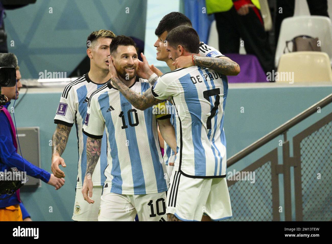 9th December 2022: Lusail Stadium, Lusail, Qatar: FIFA World Cup football, quarter finals, Netherlands versus Argentina: MOLINA Nahuel ARG celebrates his goal with Lional Messi and team mates Stock Photo