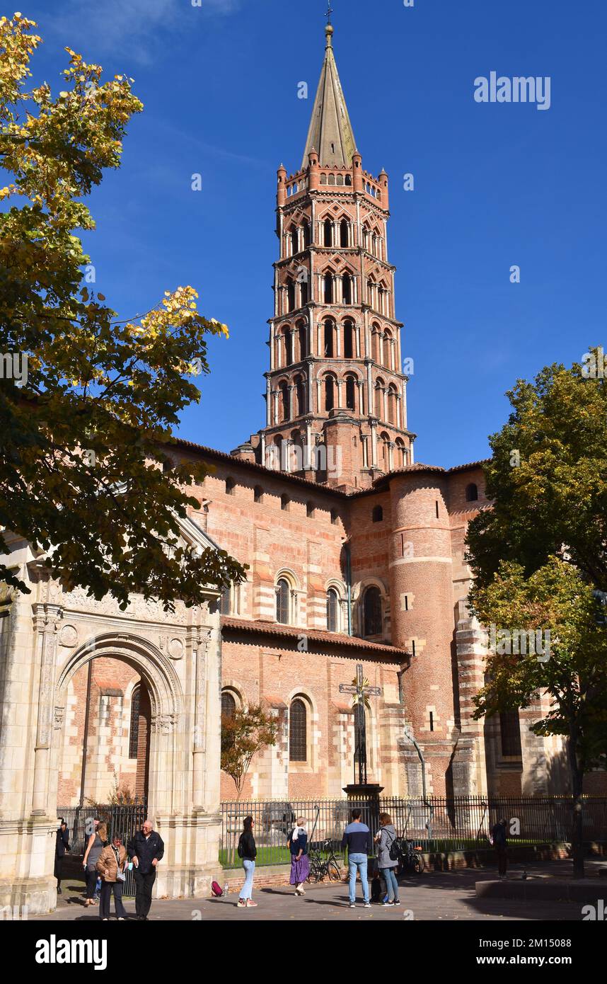 The Basilica church of St Sernin, Toulouse,  the largest Romanesque building in Europe, of red brick, la ville rose, built c1180-1220, View from SW Stock Photo