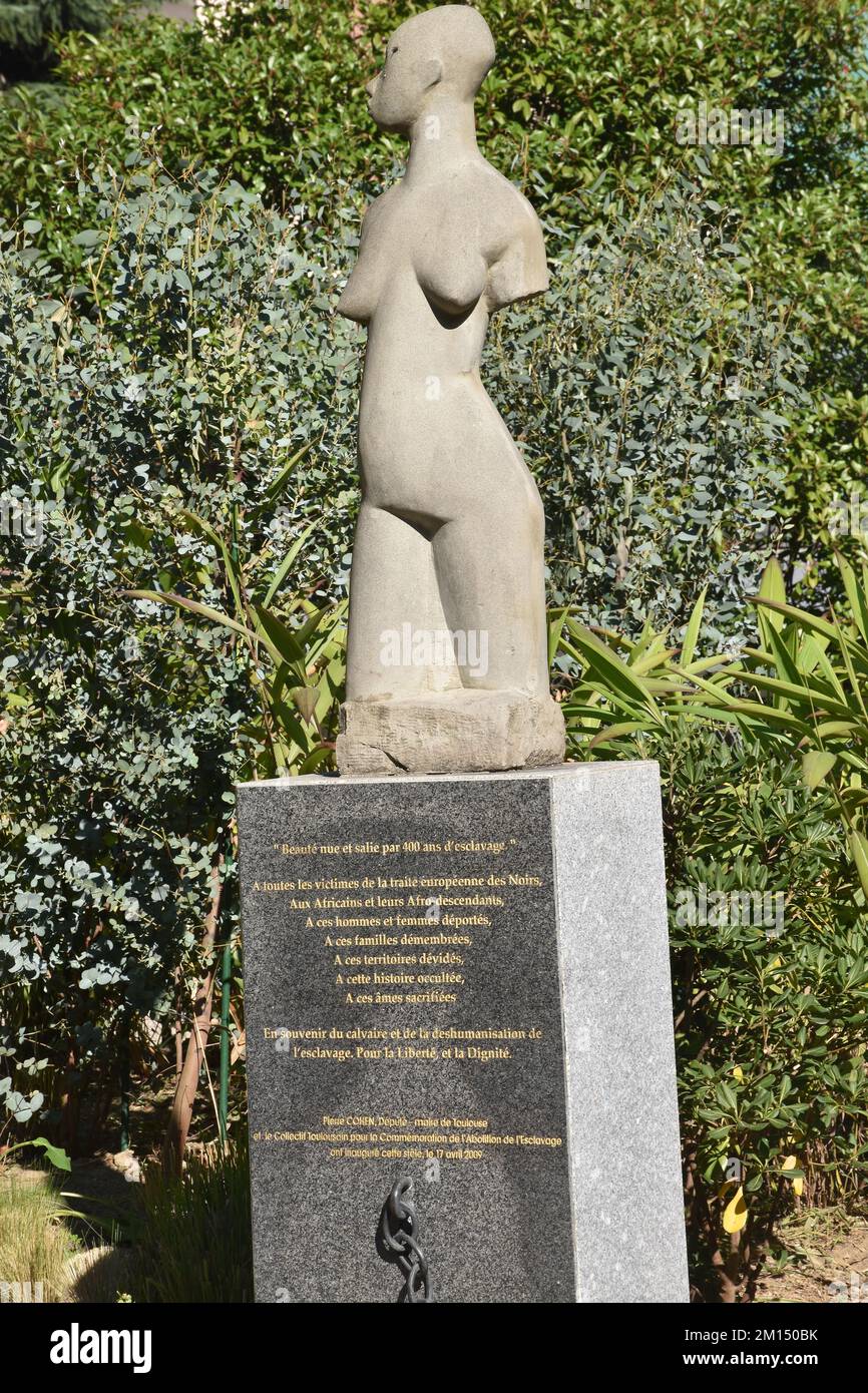 Toulouse, France. Memorial to the Abolition of Slavery, stone sculpture of a naked African woman, her arms and lower legs cut off, her head held high Stock Photo