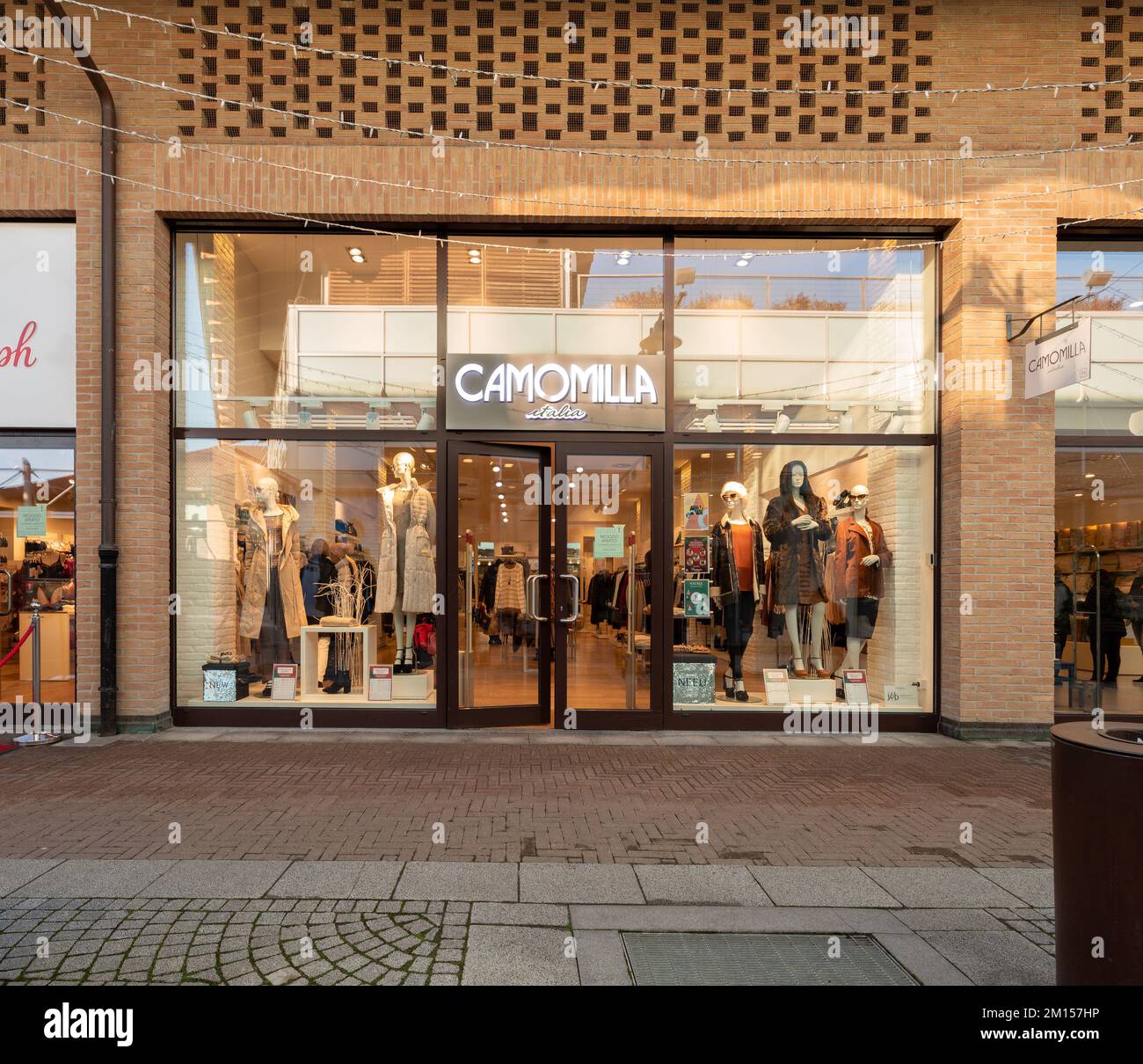 Camomilla abbigliamento outlet discount