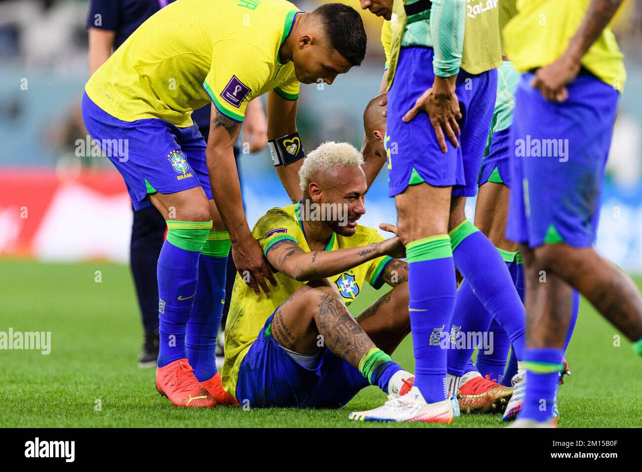 Doha, Qatar. 09th Dec, 2022. Education City Stadium Neymar crying after Brazil Eliminated from the World Cup after losing the match between Croatia and Brazil by penalties, valid for the quarterfinals of the World Cup, held at the Education City Stadium in Doha, Qatar. (Marcio Machado/SPP) Credit: SPP Sport Press Photo. /Alamy Live News Stock Photo