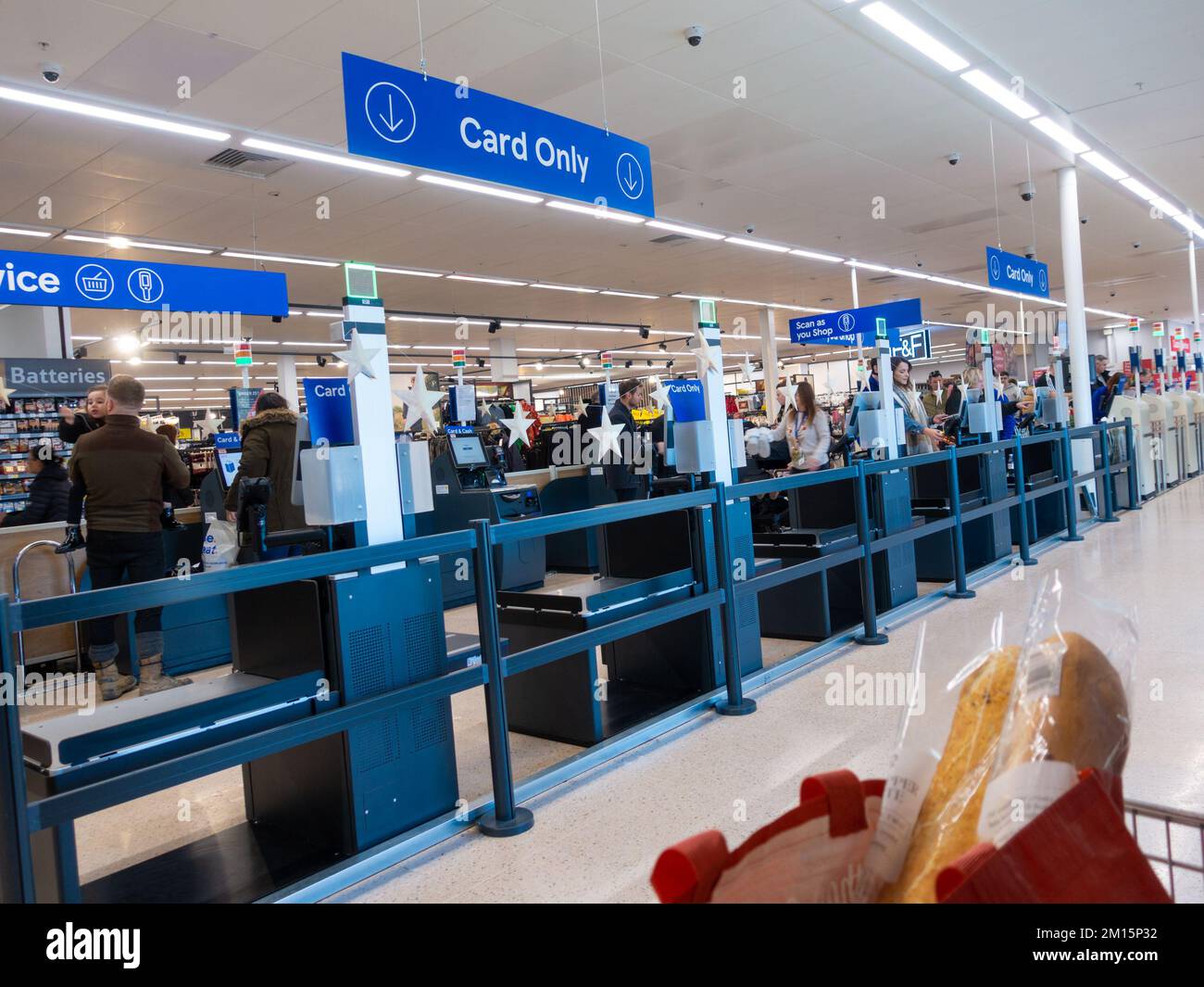 Ashford, Kent, UK. 10th Dec, 2022. Busy Tesco store in Ashford, Kent in