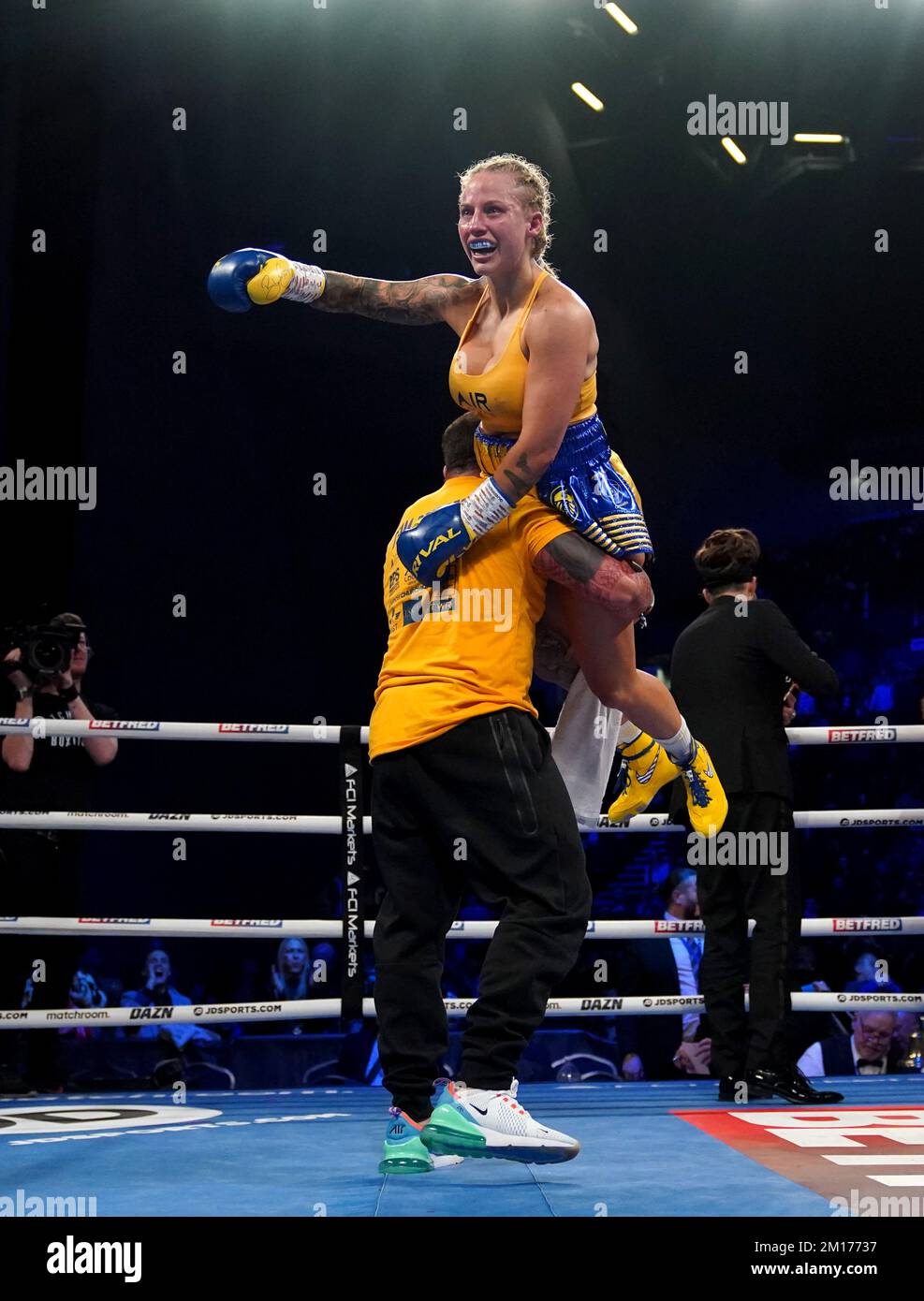 Ebanie Bridges celebrates victory over Shannon O'Connell after their(02)