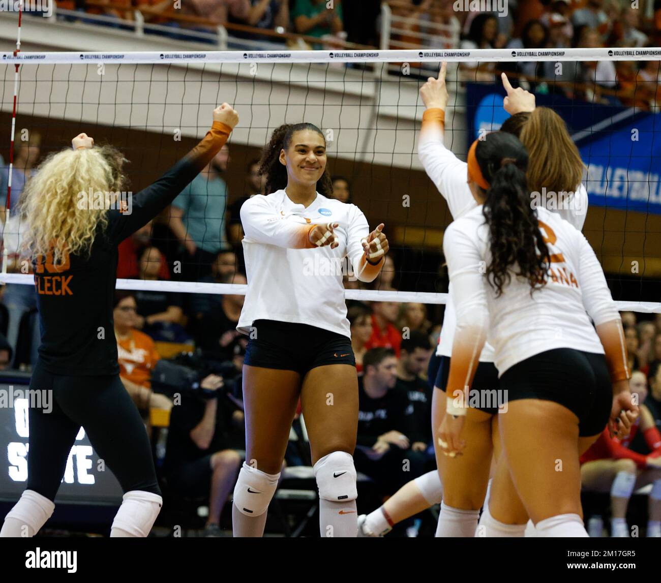December 10, 2022 The Texas Longhorns celebrate a point during the NCAA Womens Volleyball Tournament regional final between Texas and Ohio State on Dec