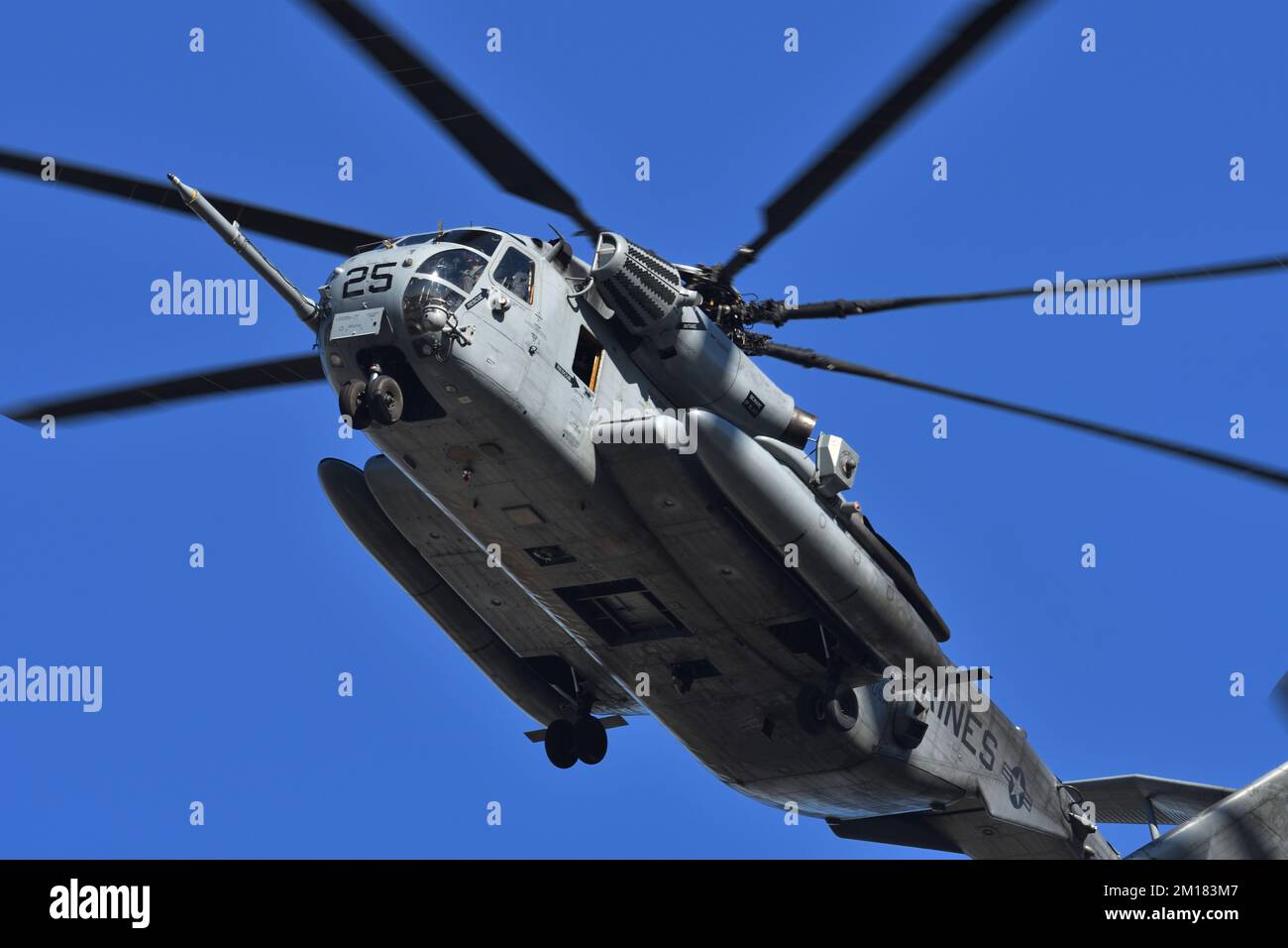 Kanagawa Prefecture, Japan - December 18, 2021: US Marine Corps Sikorsky CH-53E Super Stallion heavy-lift cargo helicopter from HMH-466 Wolfpack. Stock Photo