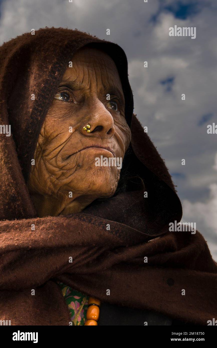 Wrinkled old woman hi-res stock photography and images - Alamy