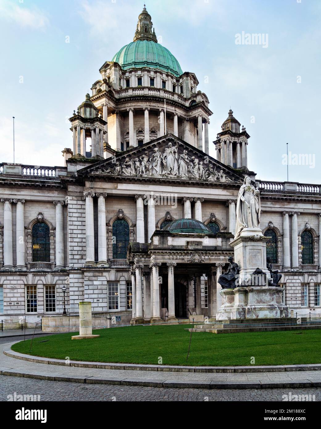 Belfast City Hall main entrance and statue of Queen Victoria in