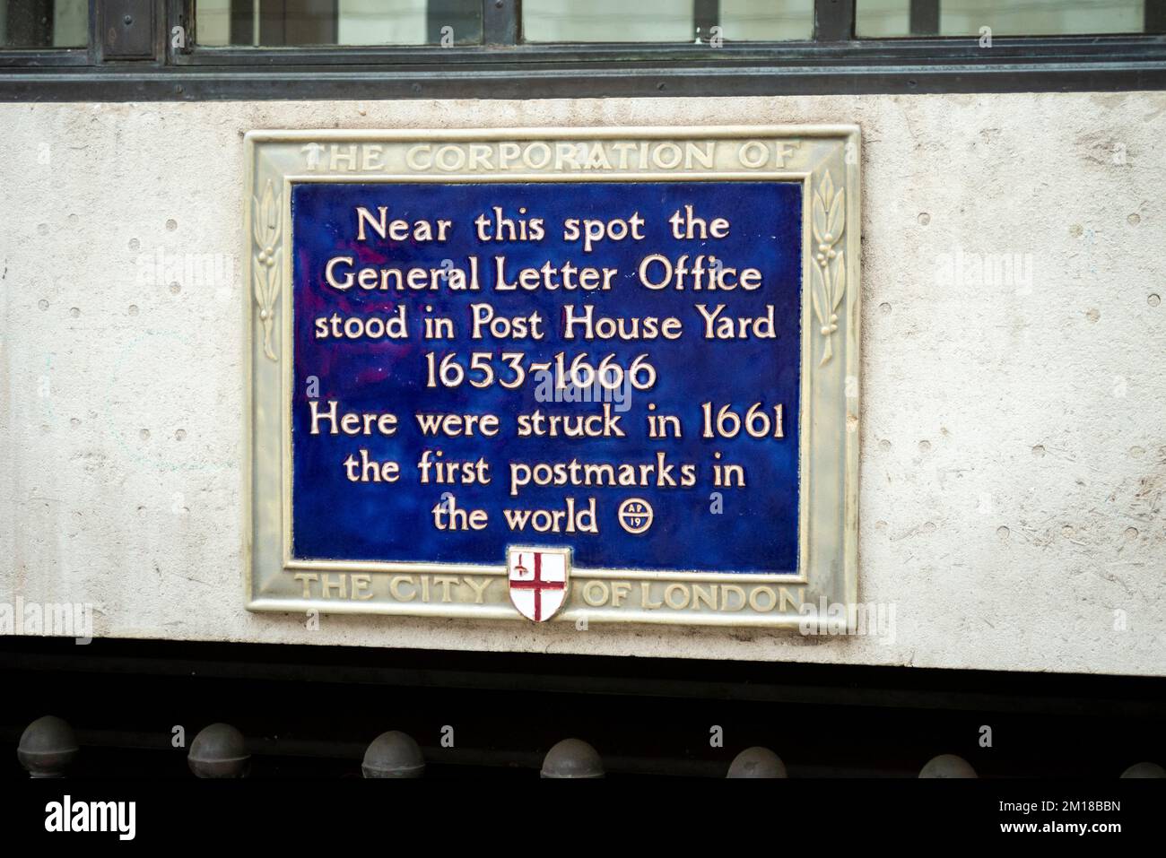 Site of first postmark in the world plaque. Near this spot the General Letter Office stood in Post House Yard 1653-1666, in the City of London, UK. Stock Photo