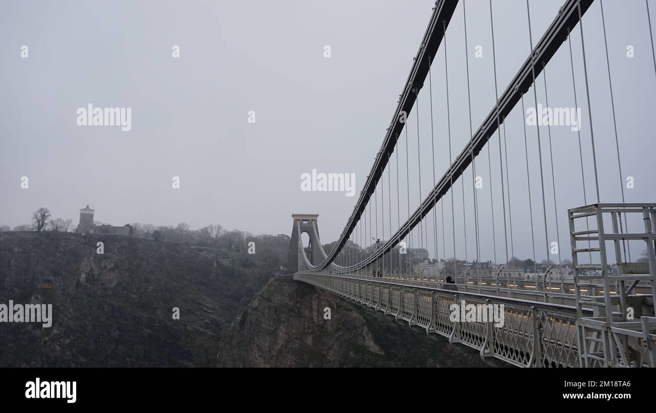 Clifton suspension bridge winter hi-res stock photography and images ...