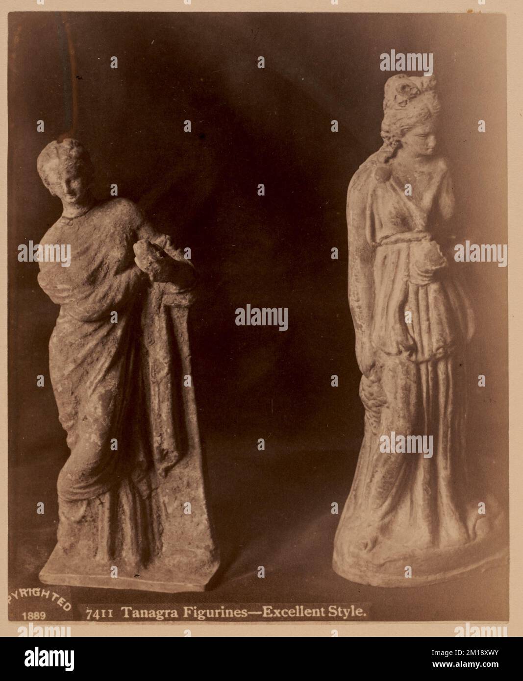 Tanagra style hi-res stock photography and images - Alamy