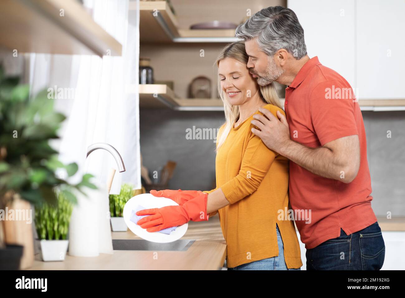 Mature blonde woman hi-res stock photography and images - Alamy