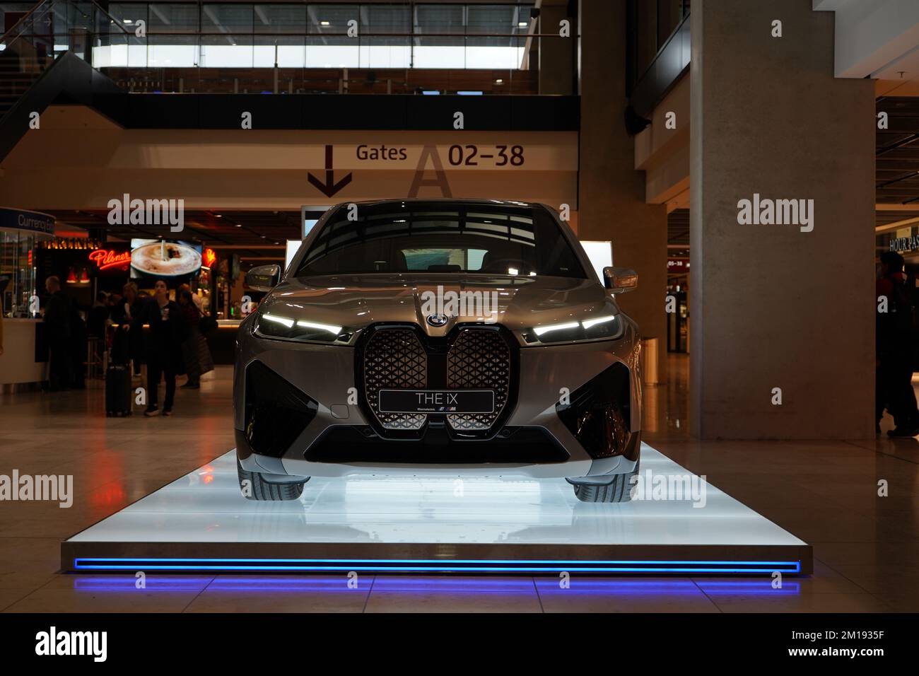 Bmw ix electric suv hires stock photography and images Alamy