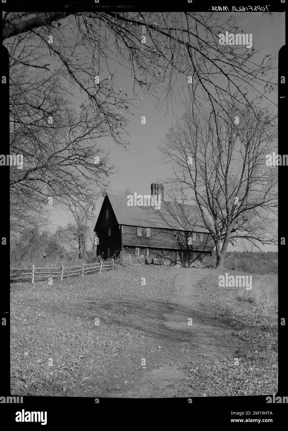 Topsfield, Massachusetts, autumn , Architecture, Dwellings, Fences