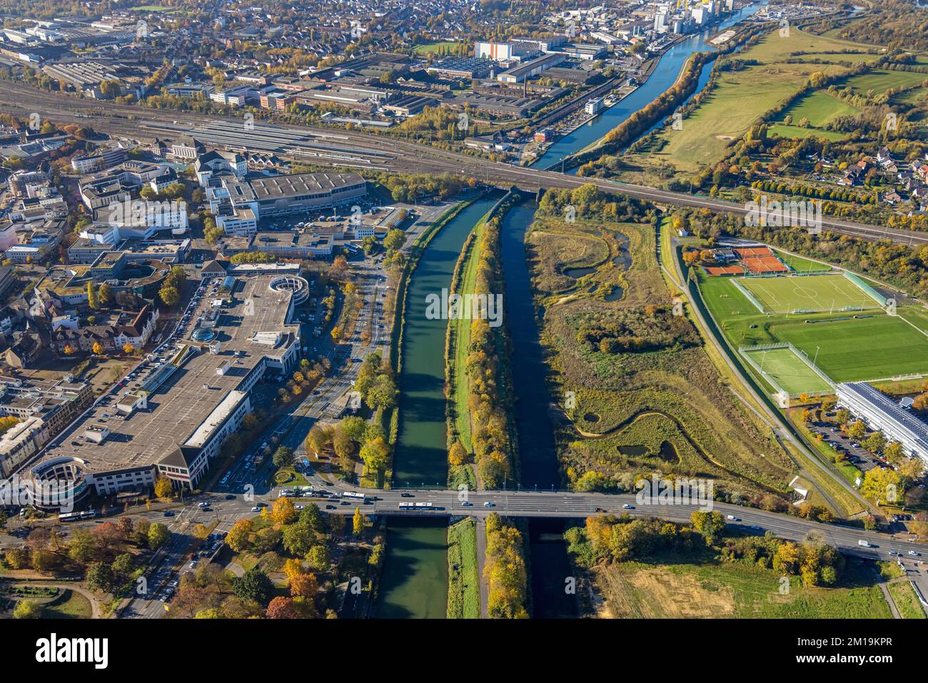 Aerial view, Allee-Center and Lippe floodplain at Datteln-Hamm canal and river Lippe and Hamm main station in background in Mitte district in Hamm, Ru Stock Photo