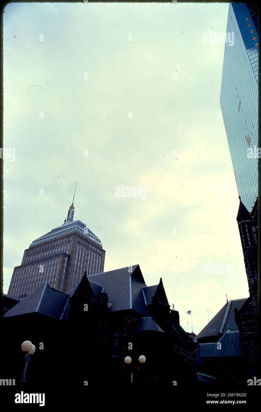 Trinity Church , Office buildings, Disasters, Windows, Churches, John Hancock Tower Boston, Mass.. Photographs by Ernst Halberstadt Stock Photo