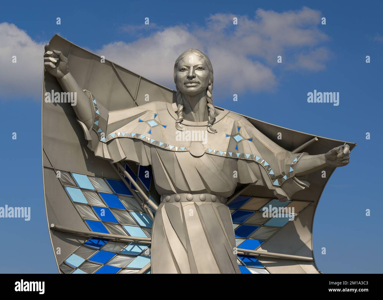 Native american sculpture hi-res stock photography and images - Alamy