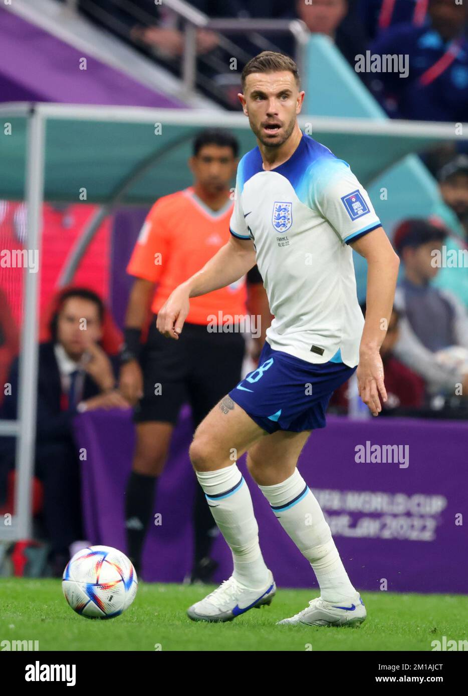 AL KHOR, QATAR - DECEMBER 10:  FIFA World Cup Qatar 2022 quarter final match between England and France at Al Bayt Stadium on December 10, 2022 in Al Khor, Qatar.  England - Frankreich 1:2  Jordan Henderson of England  Fussball WM  2022 in Qatar  FIFA Football World Cup 2022 © diebilderwelt / Alamy Stock Stock Photo