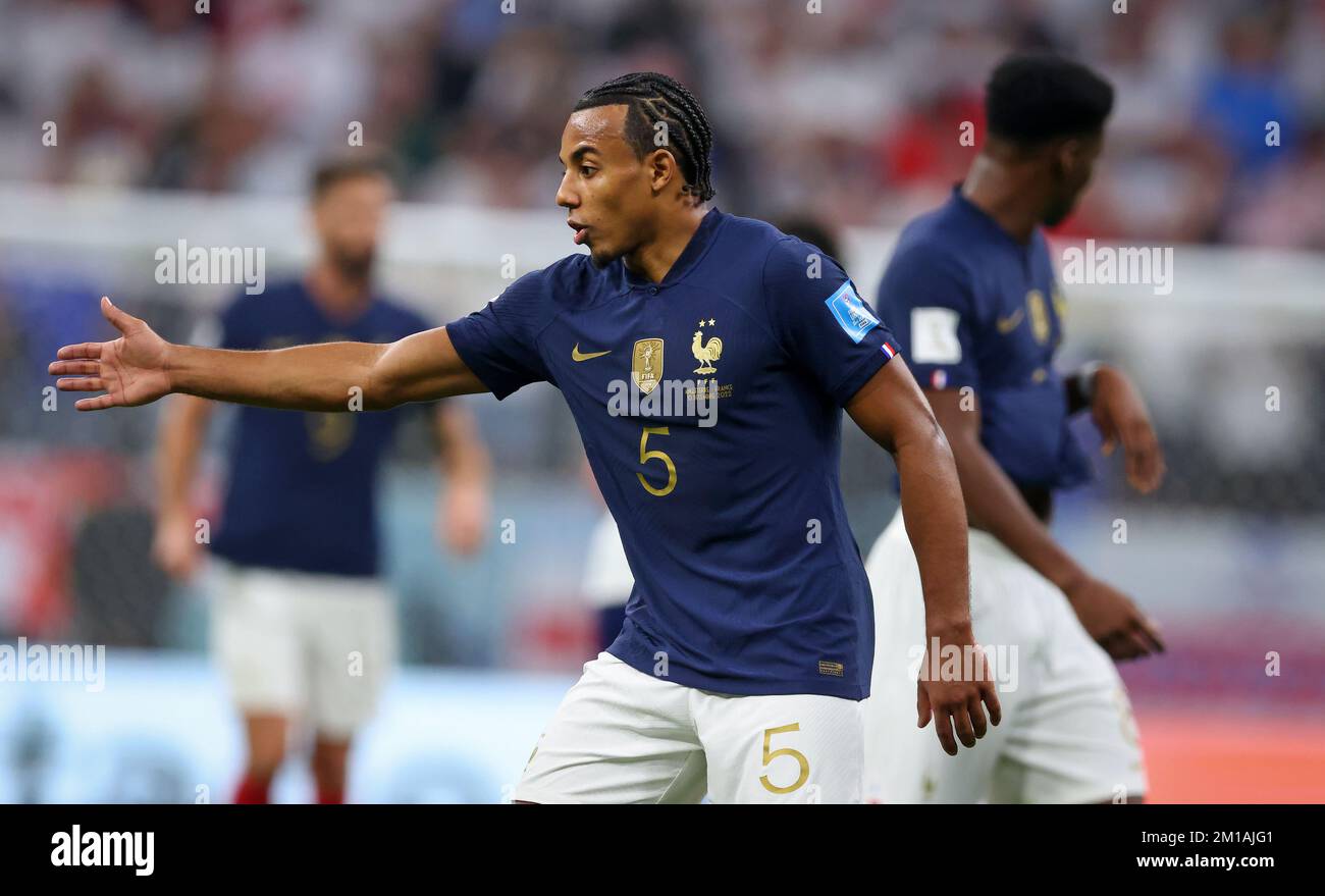 AL KHOR, QATAR - DECEMBER 10:  FIFA World Cup Qatar 2022 quarter final match between England and France at Al Bayt Stadium on December 10, 2022 in Al Khor, Qatar.  England - Frankreich 1:2  Jules Kounde of France  Fussball WM  2022 in Qatar  FIFA Football World Cup 2022 © diebilderwelt / Alamy Stock Stock Photo