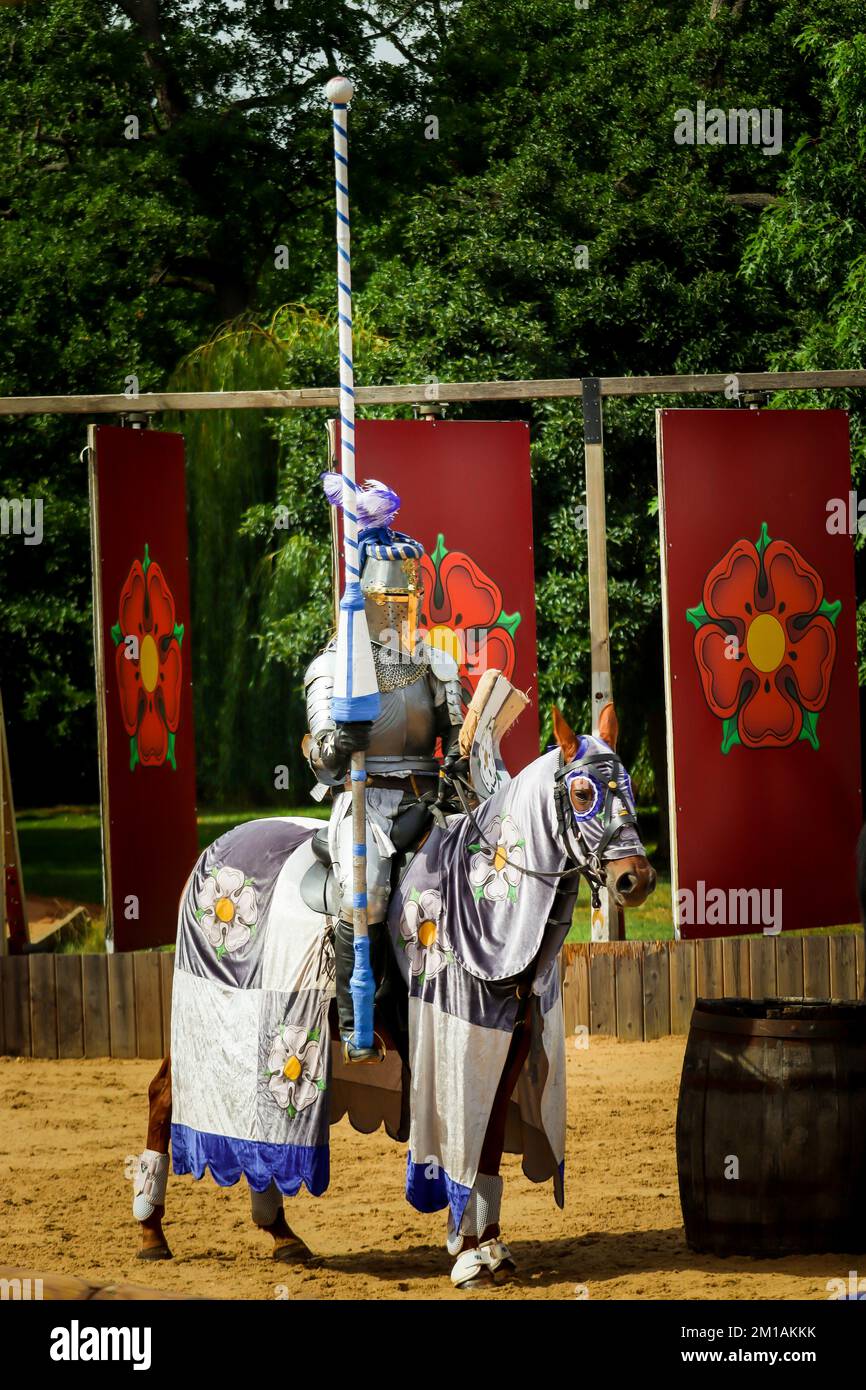 Medieval jousting hi-res stock photography and images - Alamy