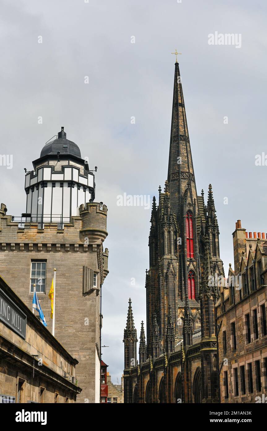 A view from the top of the Royal Mile, Edinburgh, including the Camera ...