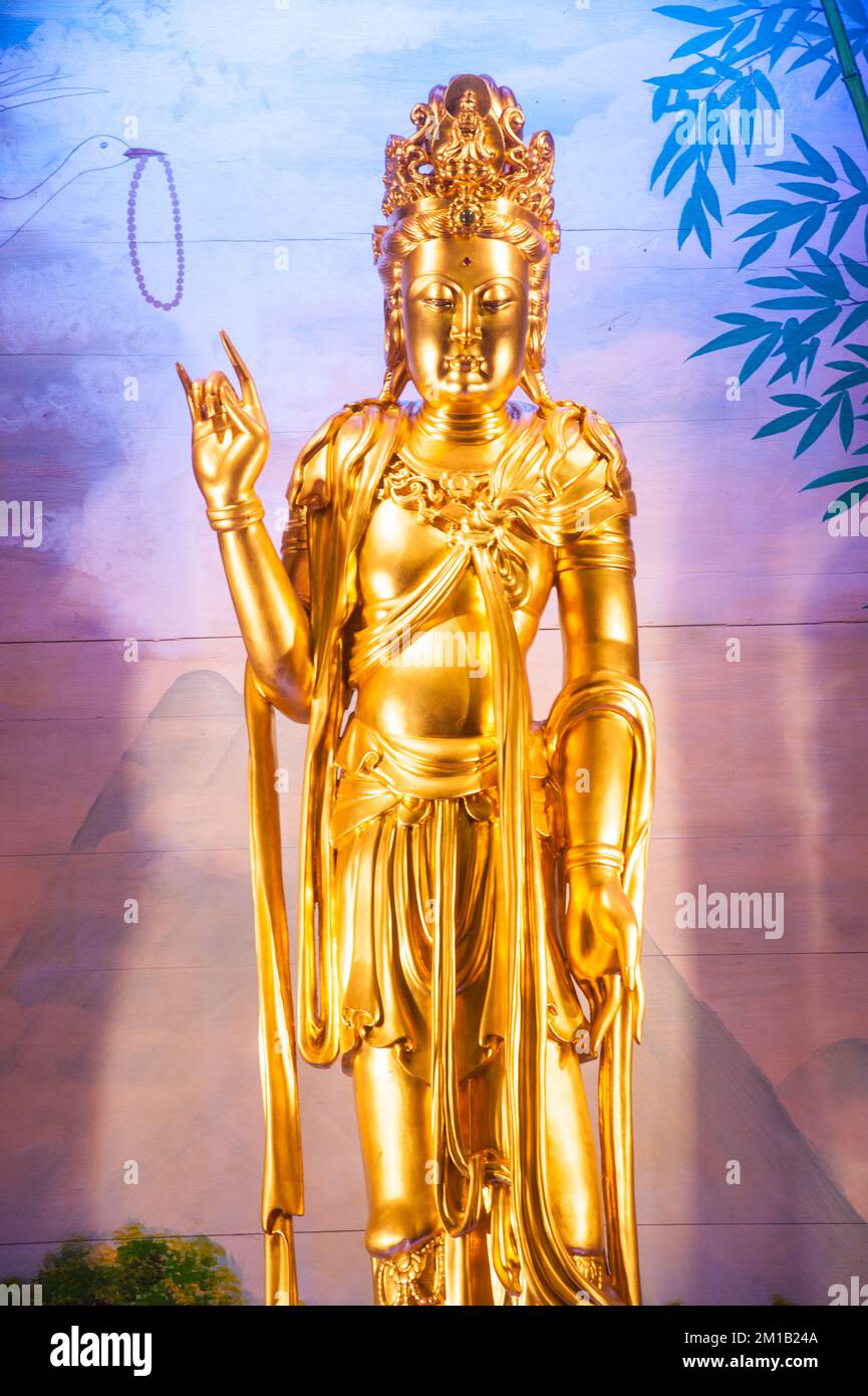 Golden Kuan Yin Statue, the Goddess of Mercy inside of Thian Fah