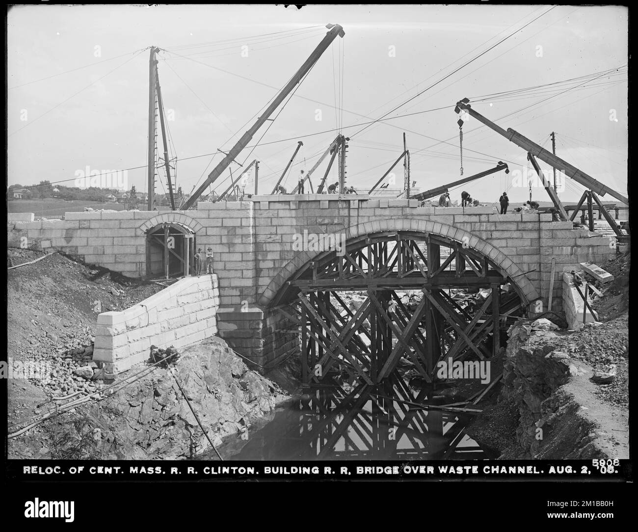 Wachusett Dam, relocation Central Massachusetts Railroad, building