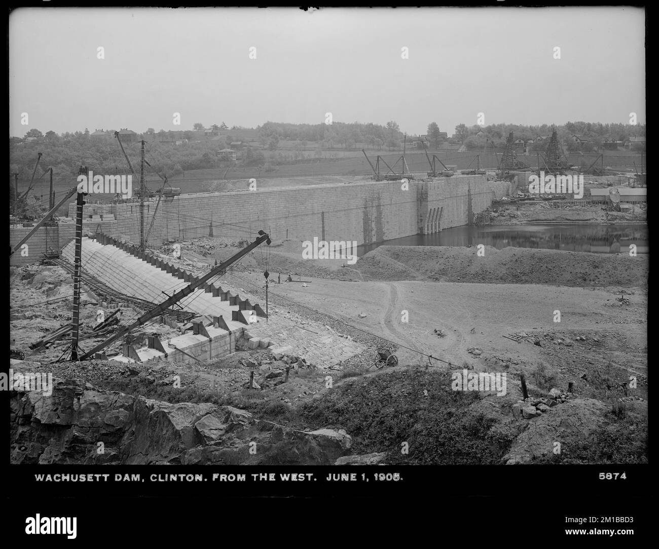 Wachusett Dam, Waste Weir, from the west, Clinton, Mass., Jun. 1, 1905 , waterworks, dams, construction sites, spillways Stock Photo