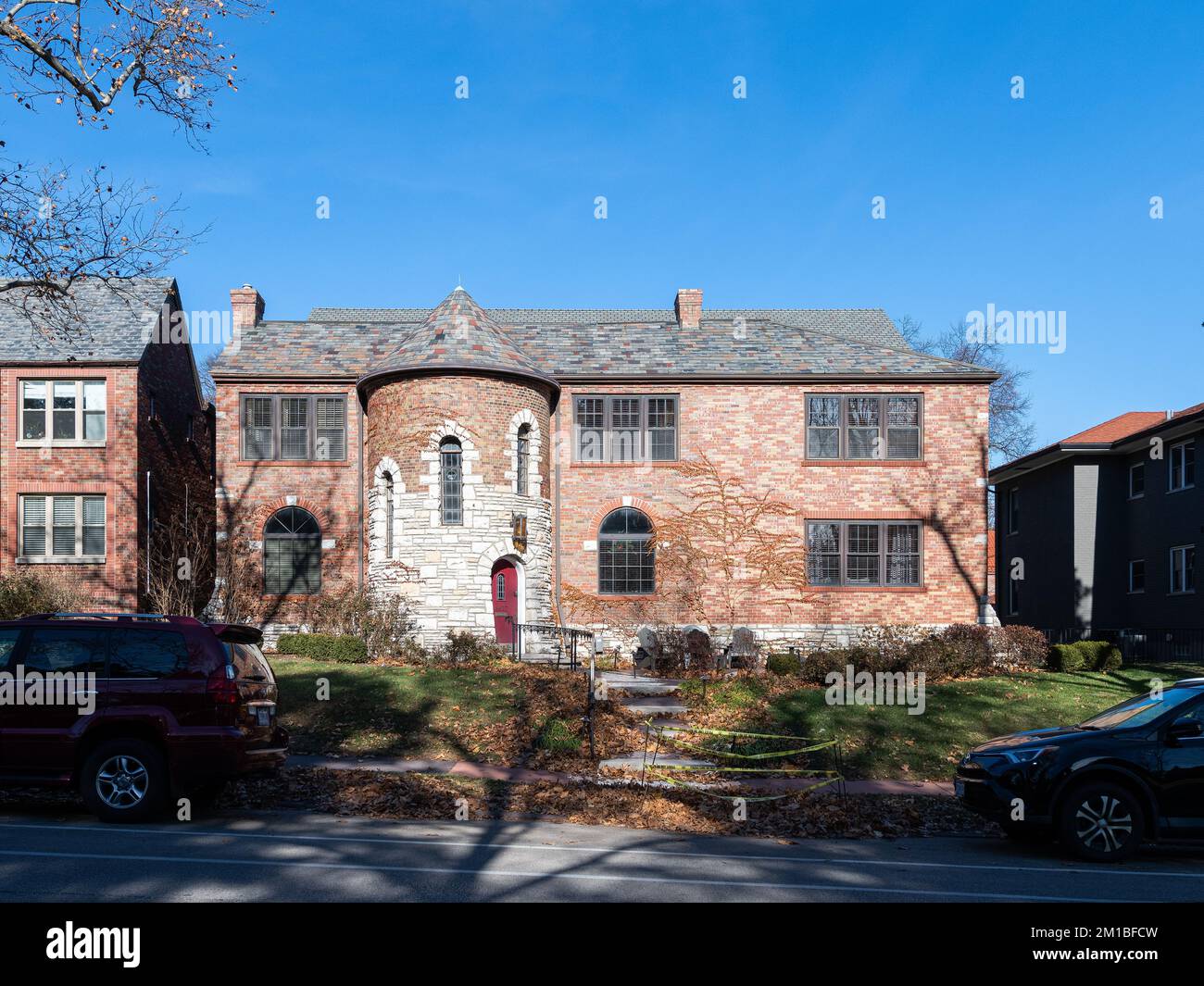 1940s apartment building in the Saint Louis Hills neighborhood Stock