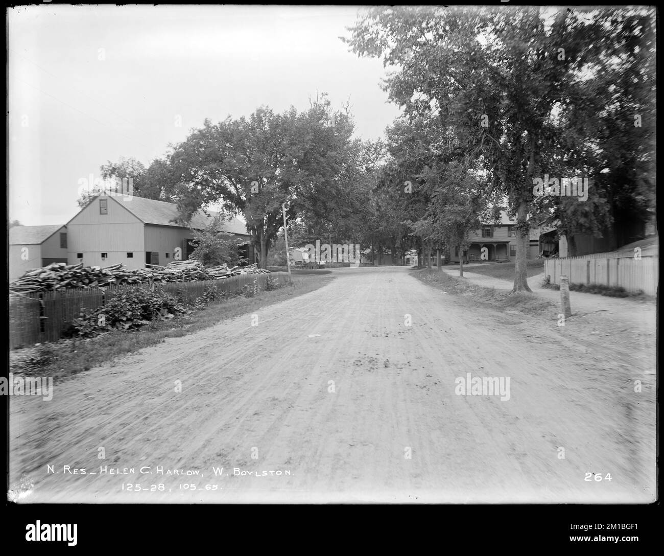 Wachusett Reservoir, Helen C. Harlow's house and barns, East Main