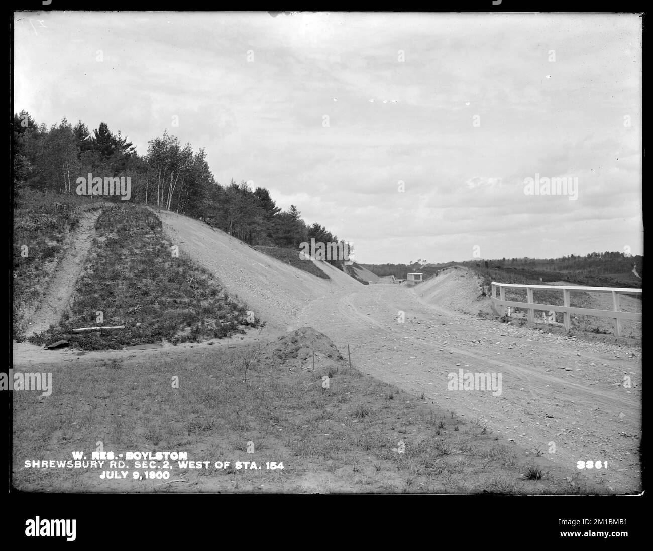 Wachusett Reservoir, Shrewsbury Road, Section 2, west of station 154