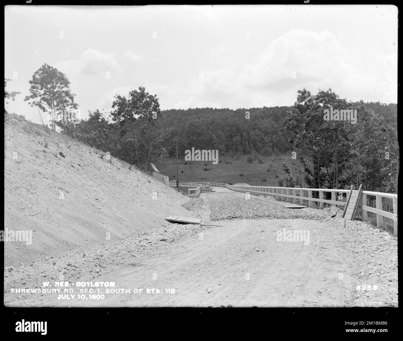 Wachusett Reservoir, Shrewsbury Road, Section 1, south of station 118