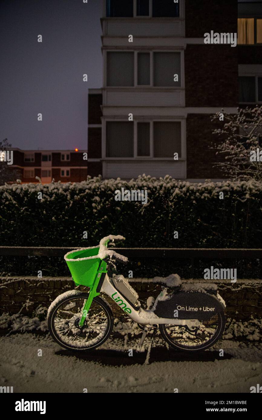 London, UK. 11th Dec, 2022. Snow Envelops Chiswick Mall and the High