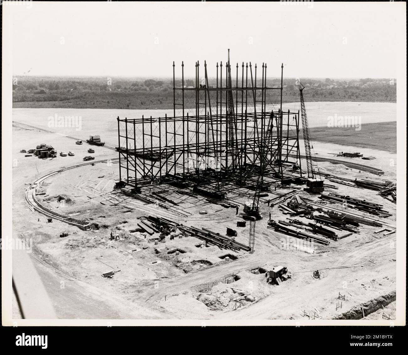 West end of hangar-progress work , Hangars, Construction. Photographs ...