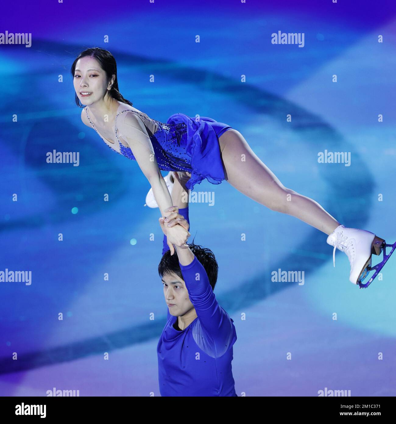 Japanese pair Riku Miura (top) and Ryuichi Kihara perform during the