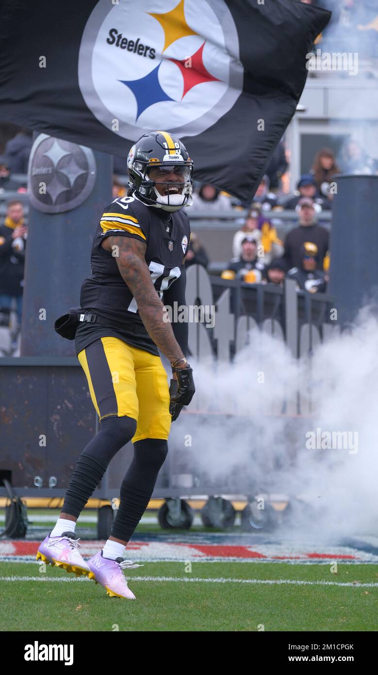DEC 11th, 2022: Diontae Johnson #18 during the Steelers vs Ravens game in  Pittsburgh, PA. Jason Pohuski/CSM/Sipa USA(Credit Image: © Jason  Pohuski/Cal Sport Media/Sipa USA Stock Photo - Alamy