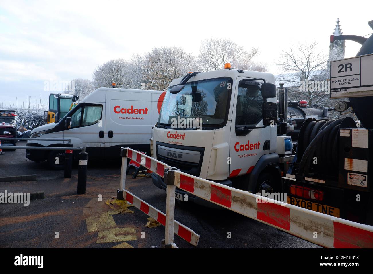 Fleet of Cadent Gas vehicles in Stannington December 2022 after a burst