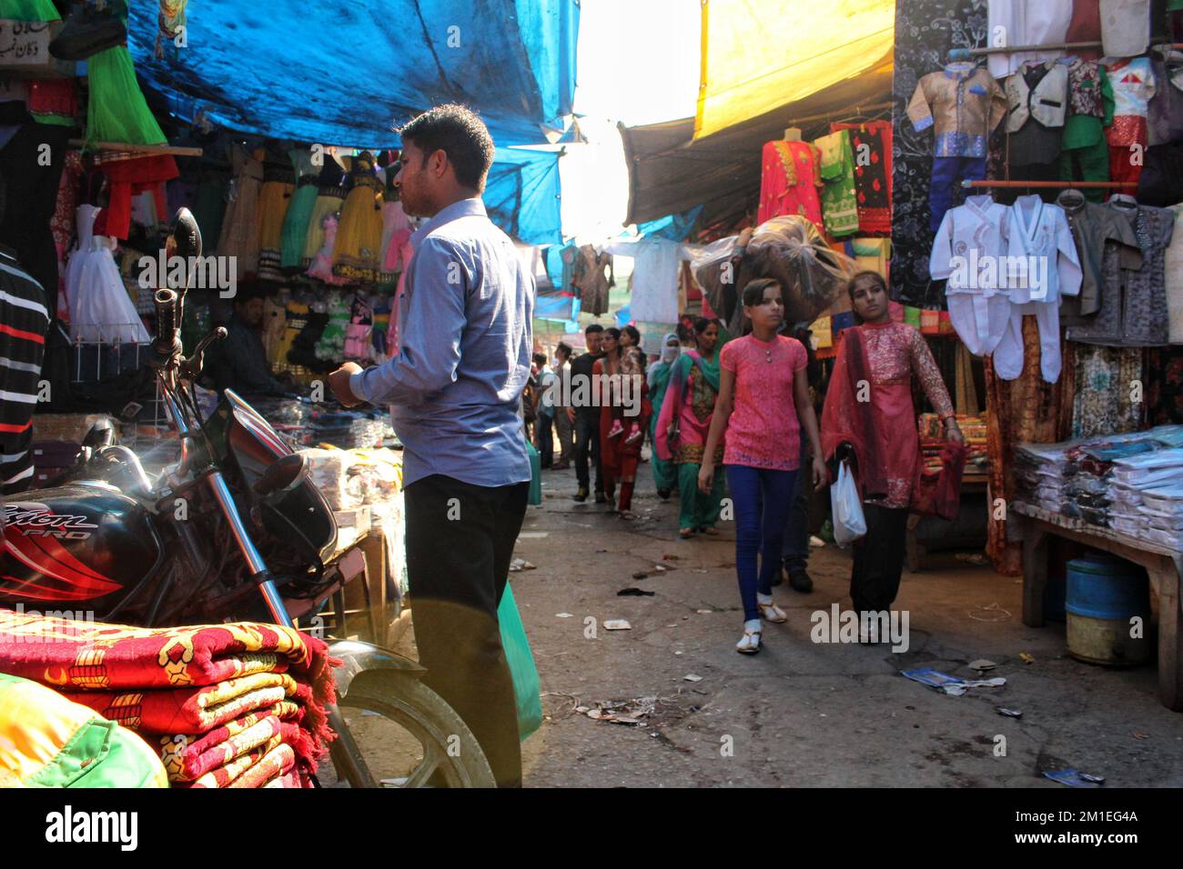 Old Delhi, India Meena Bazaar Market near Jama Masjid, Old Delhi Stock Photo Alamy