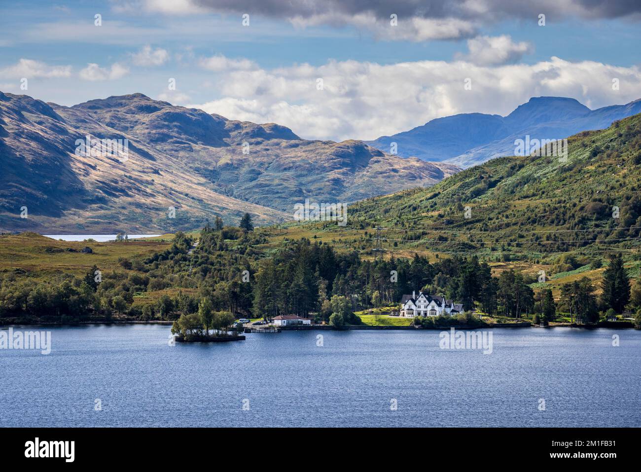 Stronachlachar on Loch Katrina with Loch Arclet in the background, Trossachs, Stirling, Scotland Stock Photo