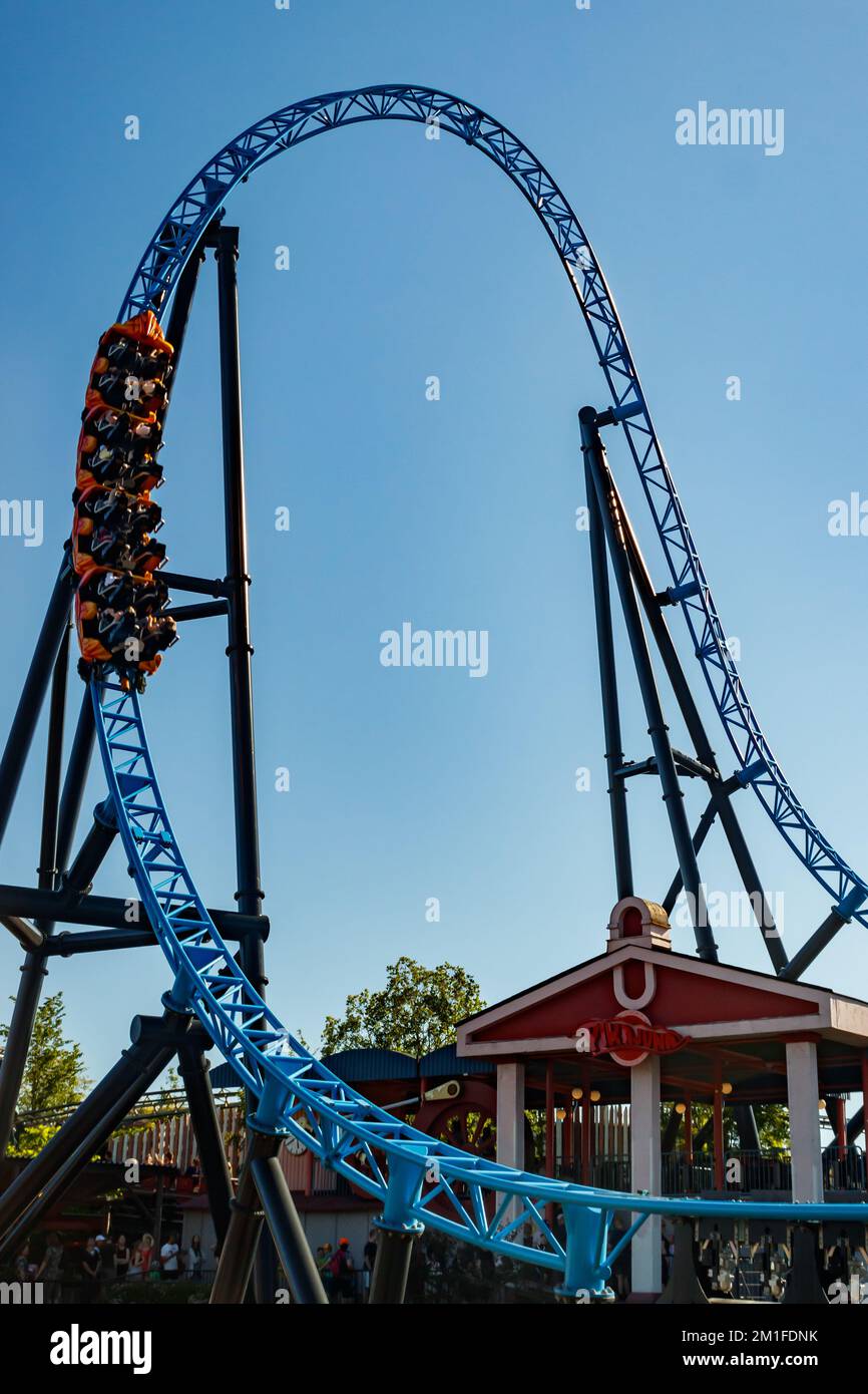 Blur amusement park ride hi-res stock photography and images - Page 19 -  Alamy