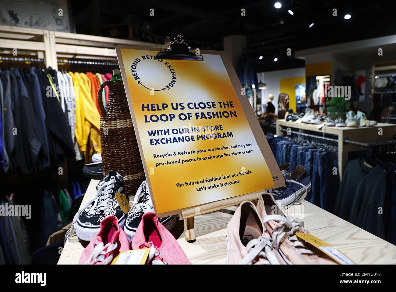 Beyond retro store hi-res stock photography and images - Alamy