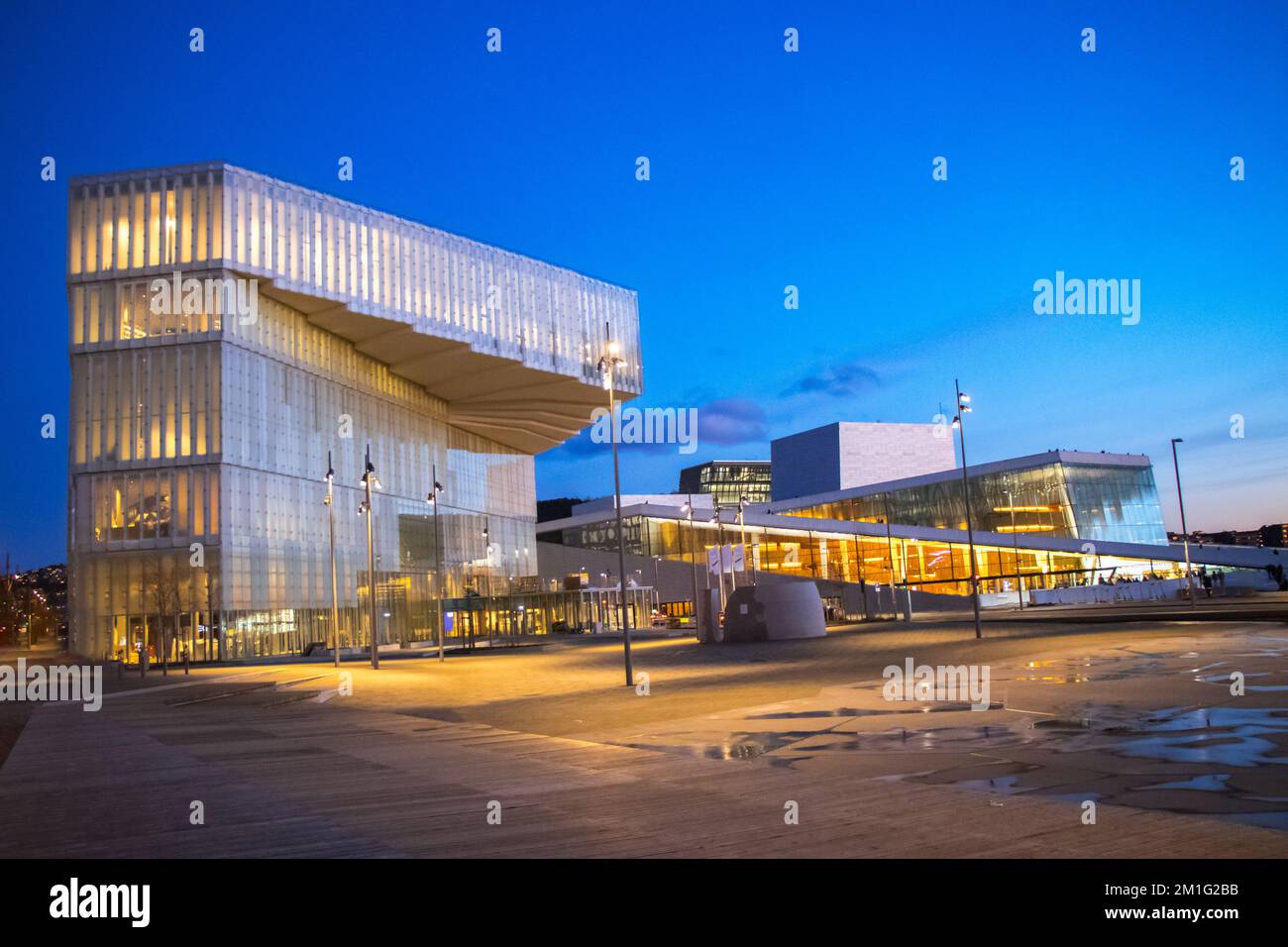 Night view of the Opera House National Oslo Opera House in Norway Stock Photo