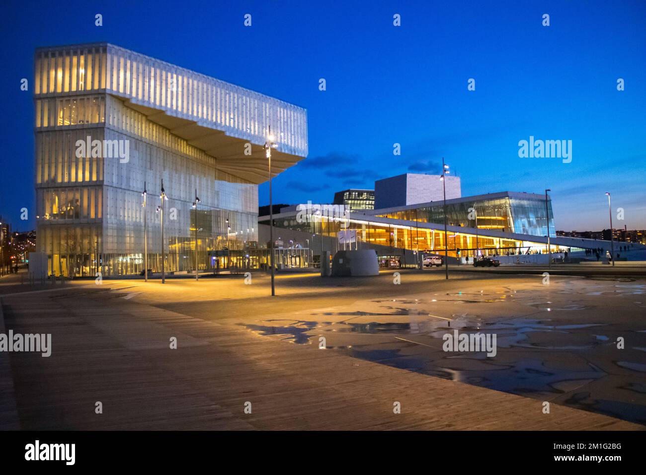 Night view of the Opera House National Oslo Opera House in Norway Stock Photo